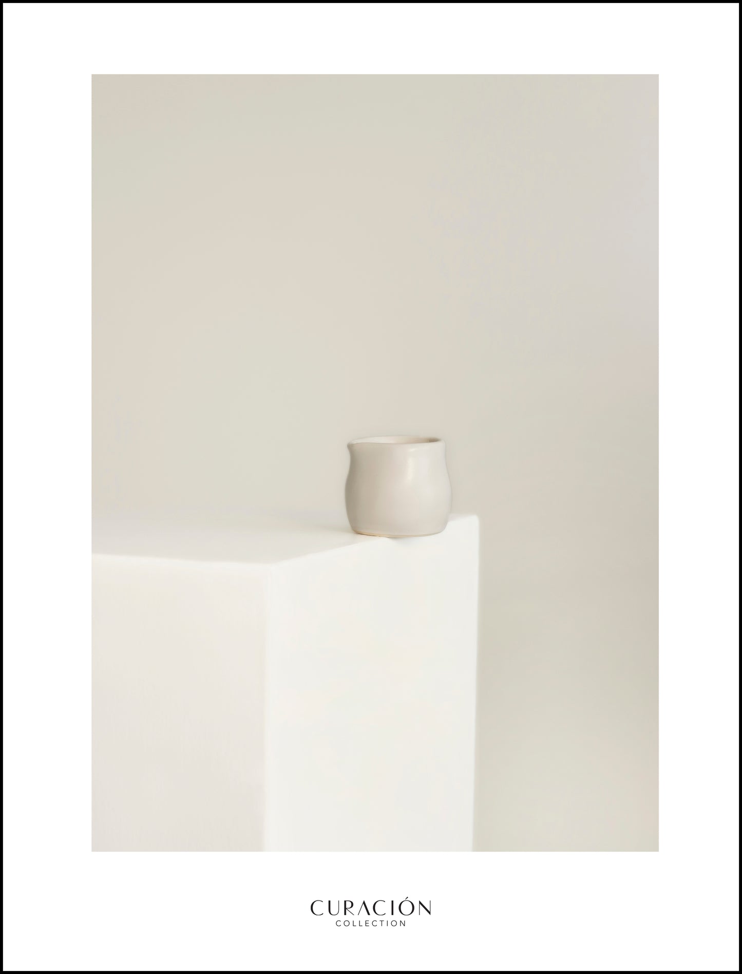 The MILK JUG in white