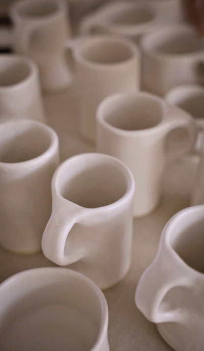 The TEA MUG in white