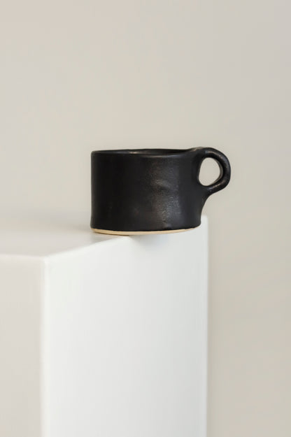 The COFFEE MUG in Black