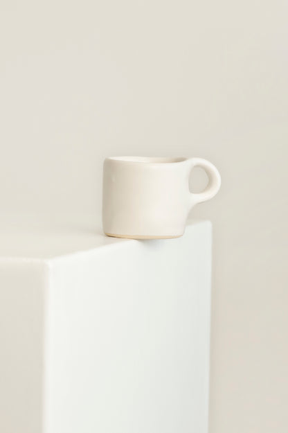 The ESPRESSO MUG in white